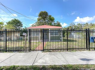 2057 NW 152nd St, Miami Gardens, FL 33054