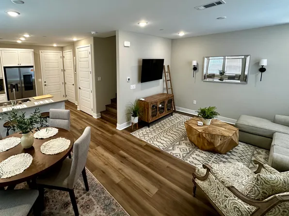 905 Madonna Rd Unit 7, San Luis Obispo, CA 93405