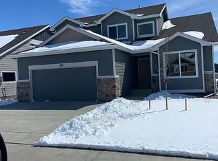 937 Greenbrook Dr, Windsor, CO 80550