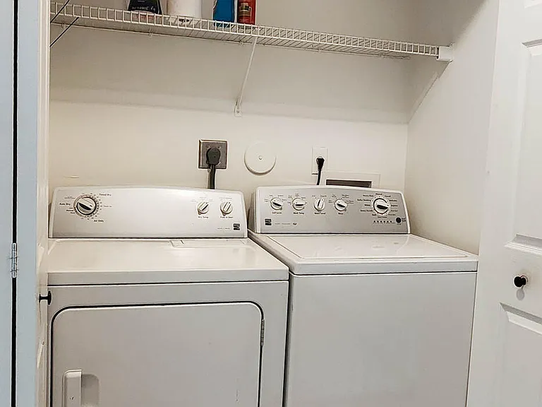 2855 NE 15th St #2855 — Photo 9
