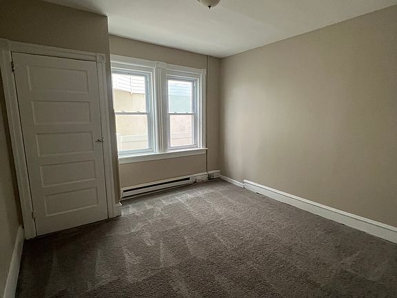 3rd image of 228 E Garfield Ave #2