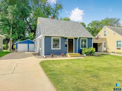713 E 28th St, Sioux Falls, SD, 57105