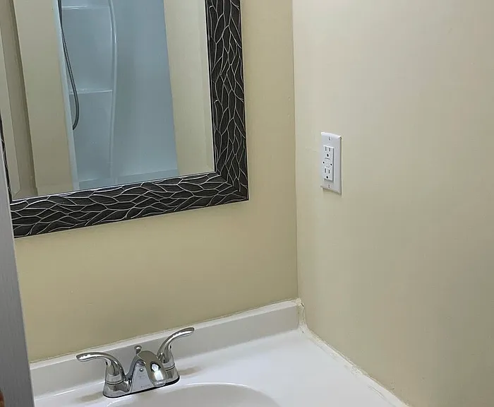 406 Bryan St — Photo 20