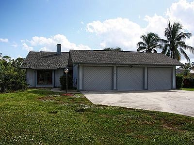 2471 King Arthurs Ct, Fort Myers, FL, 33912