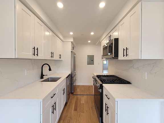 3rd image of 28-07 21st Ave #2