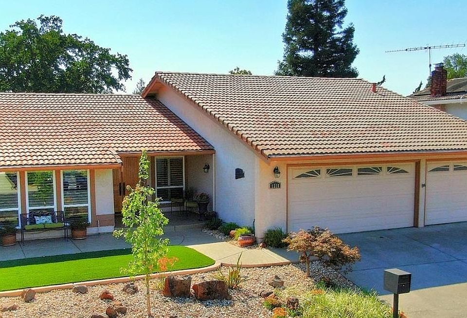 1st image of 1328 Blossom Hill Way