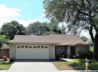 1714 Spinningwheel Dr, Lutz, FL 33559