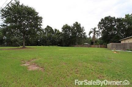 LOT SIZE: 69' X 110'
						:
						READY FOR YOUR DREAM HOME!!