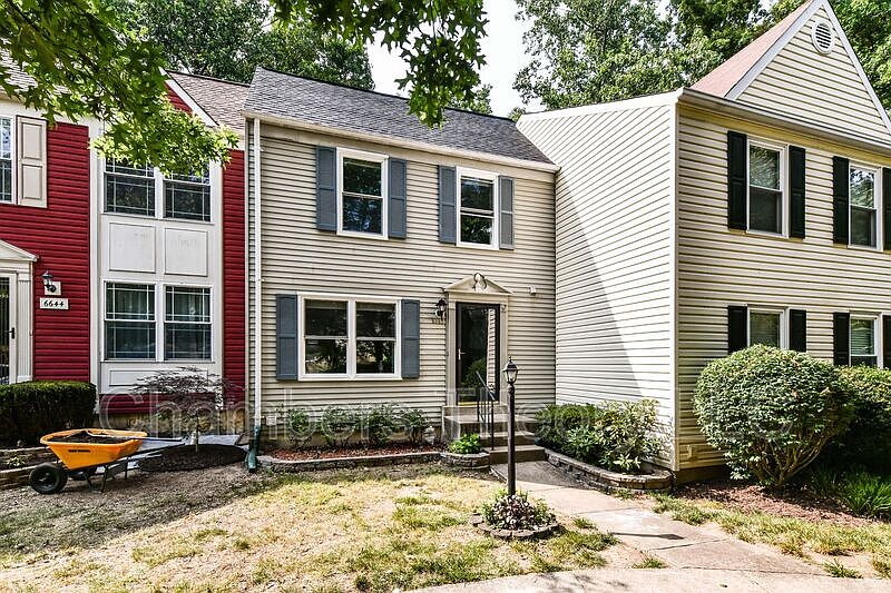 1st image of 6642 Rockleigh Way
