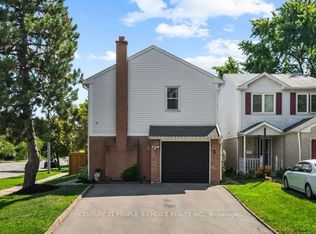2 Mangrove Rd, Brampton, ON L6S3Y1