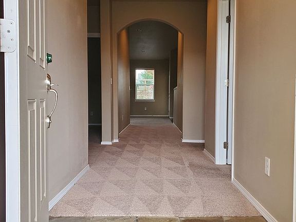 5th image of 482 Eagle Feather St NW