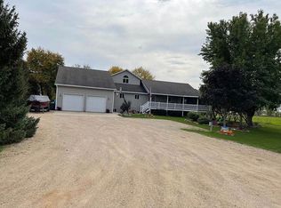 507 E 1st St, Minneota, MN 56264