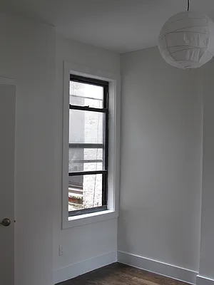 Rented by EXR | media 7