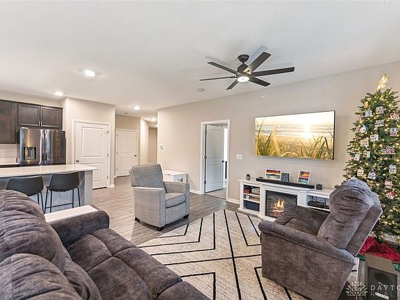 2nd image of 3475 Chestnut Park Ln