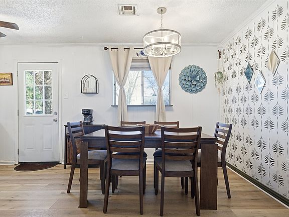 4th image of 3300 Old Robinson Rd