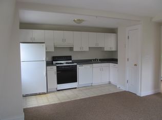 196 Lexington St #3, Boston, MA 02128