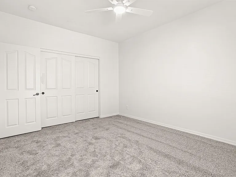 1247 E Kenwood St — Photo 24