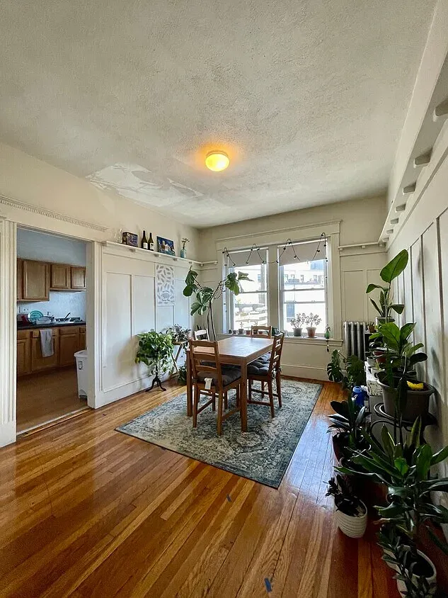 3 bed, $3,295 — Photo 2