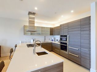 9 Park Street Pl #4, Boston, MA 02108