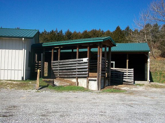 3rd image of 14265 Lee Hwy