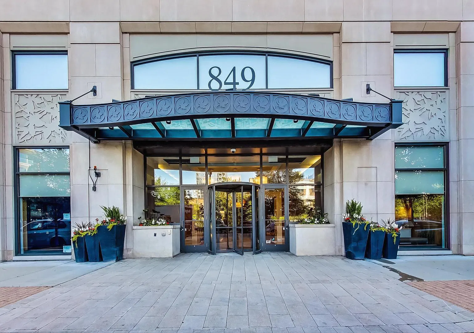 2 bed, 1285 sqft, $4,000 — Photo 1