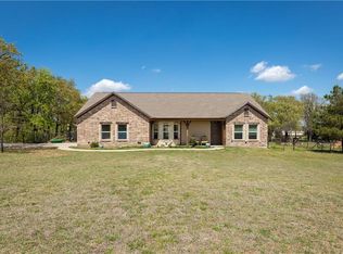 490 Eagles Way, Springtown, TX 76082
