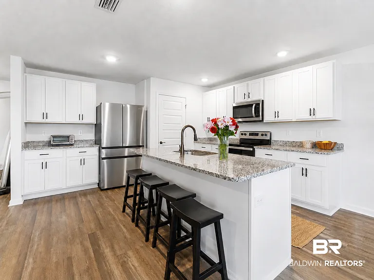 22302 Aleutian Ave — Photo 6