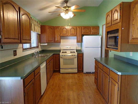 4th image of 14002 Donald Dr