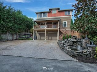 15503 SE 16th St, Bellevue, WA 98007
