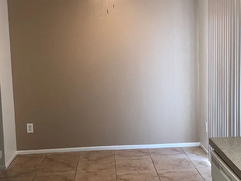 130 E Mills Dr #3 — Photo 11