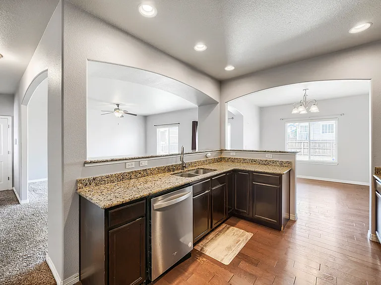10202 Boulder Ridge Dr — Photo 5