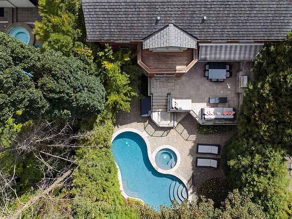 4th image of 230 Hillhurst Blvd