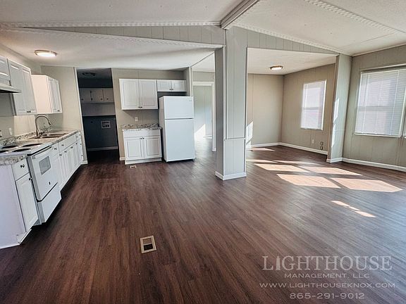 3rd image of 4015 Catalpa Ave