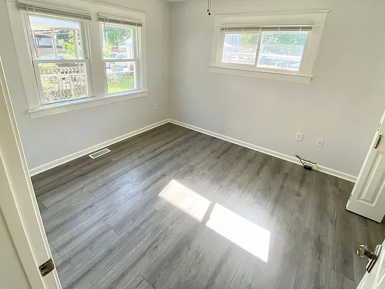 2120 Erie St #B — Photo 12