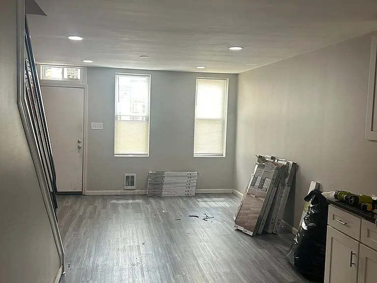 1823 E Orleans St — Photo 5