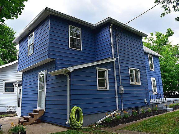 4th image of 818 S Main St