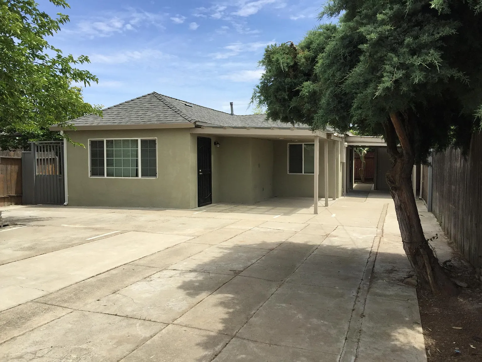 2654 26th Ave photo 1