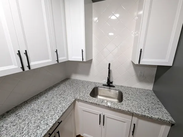 3137 Aldrich Ave S APT 105, Minneapolis, MN 55408