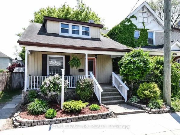 116 Lowell Ave, Saint Catharines, ON L2R 2E2