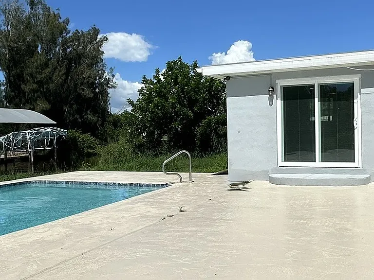 835 Conreid Dr NE — Photo 28