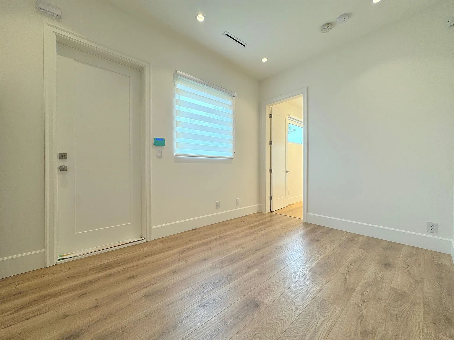 1 bed, 450 sqft, $1,650 — Photo 2