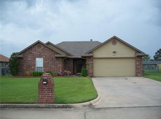 3611 Jeannie Ln, Muskogee, OK 74403