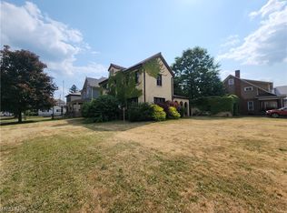 348 N Broadway St, New Philadelphia, OH 44663