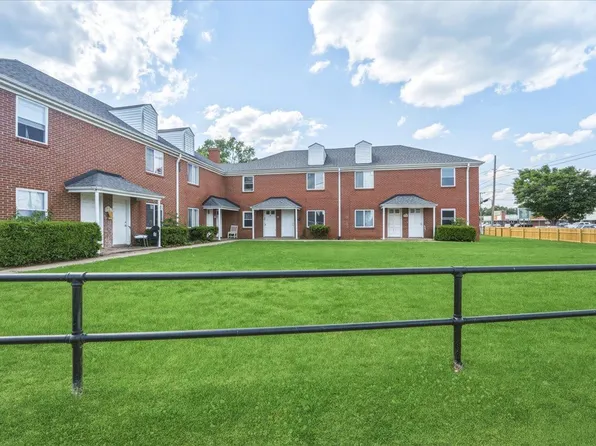 4306 Williamson Rd NW APT 1, Roanoke, VA 24012