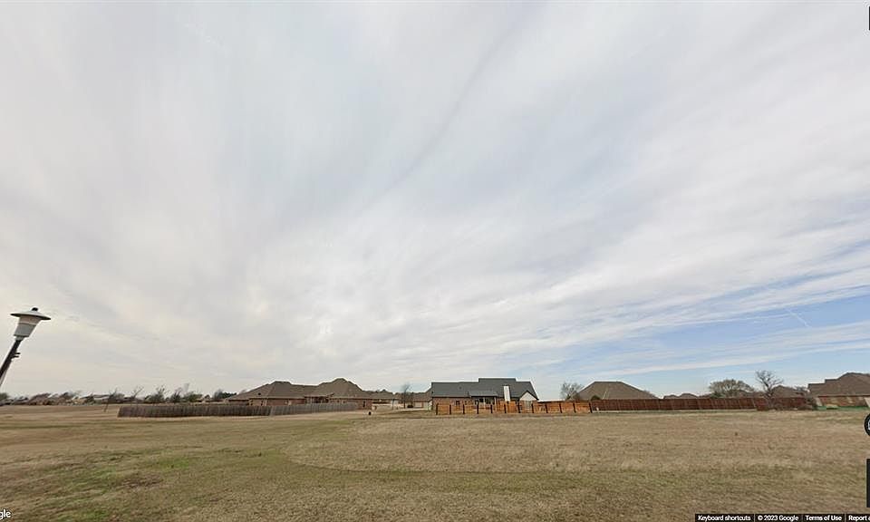 1st image of Cottonwood Ct Lot 3