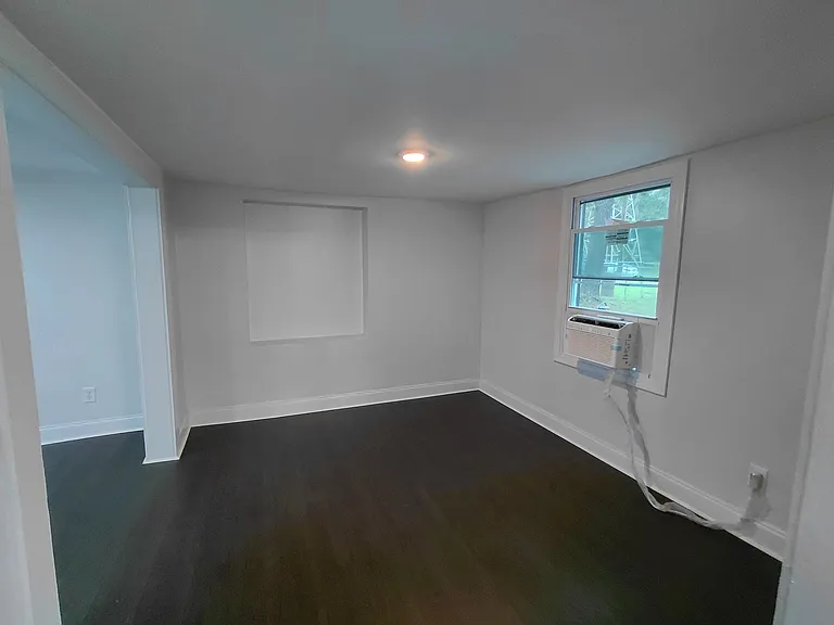 3849 Lyons St — Photo 21