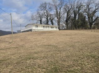 3897 Dutch Valley Rd, Clinton, TN 37716