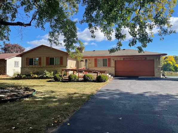 5126 Long Lake Rd, Mounds View, MN 55112