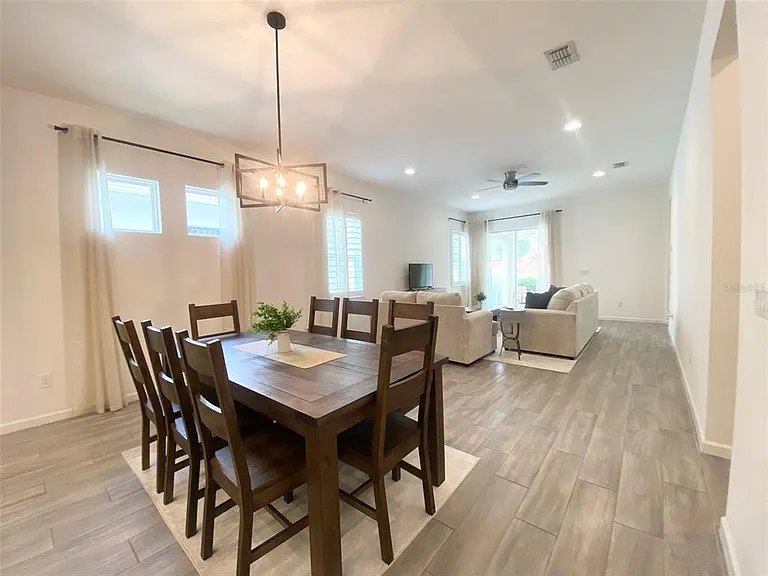 724 Winterside Dr — Photo 21