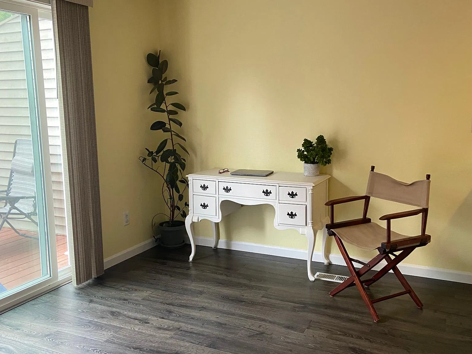 4 bed, 2.5 bath, 2000 sqft, $2,500 — Photo 4